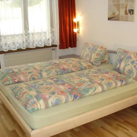 Apartment Saphir Saas-Almagell